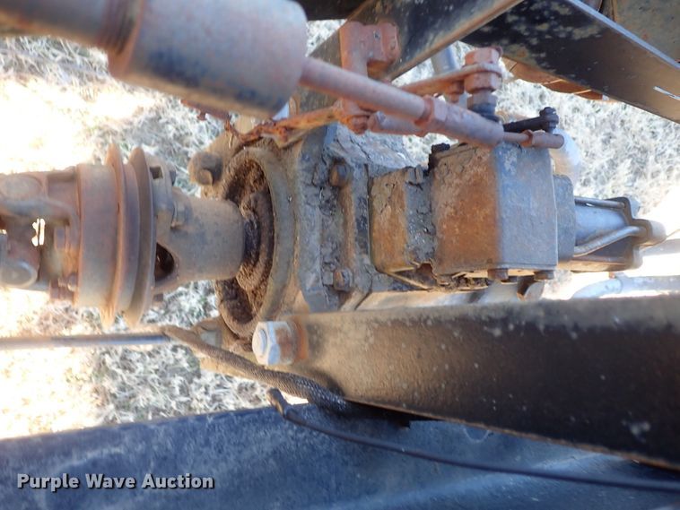 image for item DC3438 1977 Ford LN700 truck cab and chassis