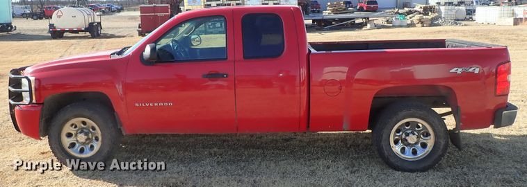 image for item DC3481 2011 Chevrolet Silverado 1500 Ext. Cab pickup truck