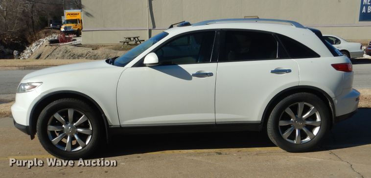 image for item DE4069 2004 Infiniti FX35 SUV
