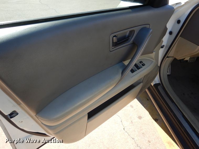 image for item DE4069 2004 Infiniti FX35 SUV