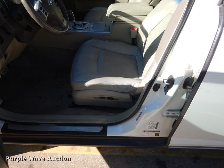 image for item DE4069 2004 Infiniti FX35 SUV
