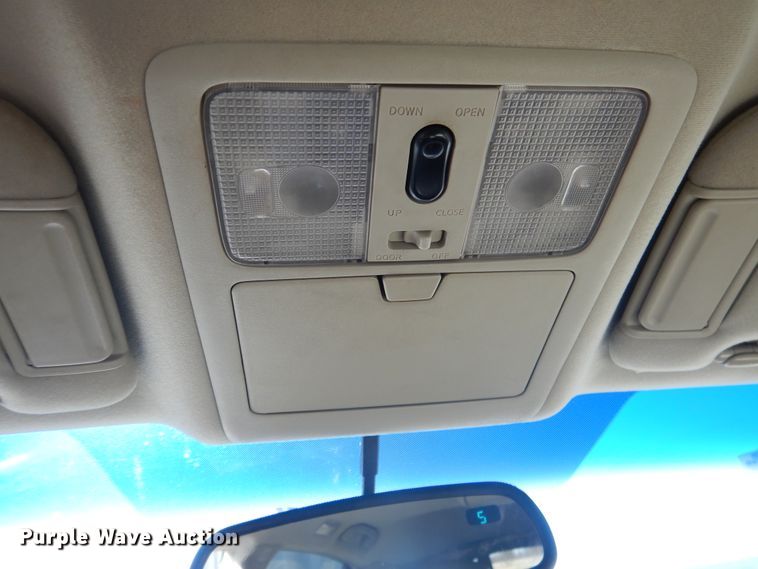 image for item DE4069 2004 Infiniti FX35 SUV