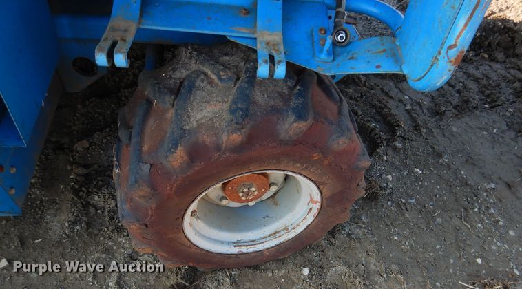 image for item DE4075 2001 Genie GS-2668RT scissor lift