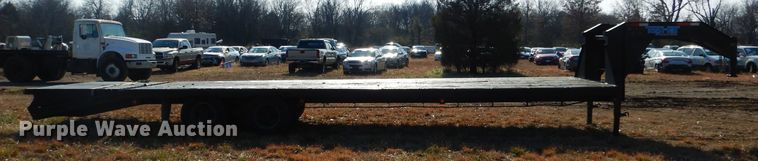 image for item DE4078 2016 Top Hat equipment trailer