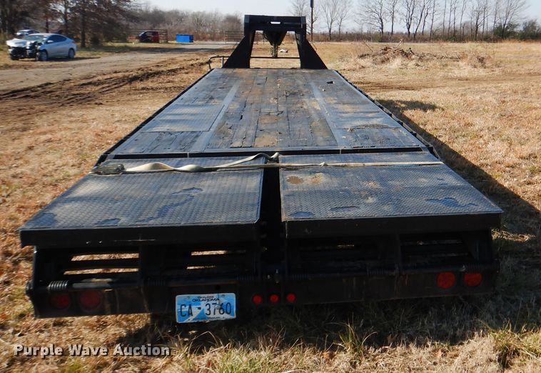 image for item DE4078 2016 Top Hat equipment trailer