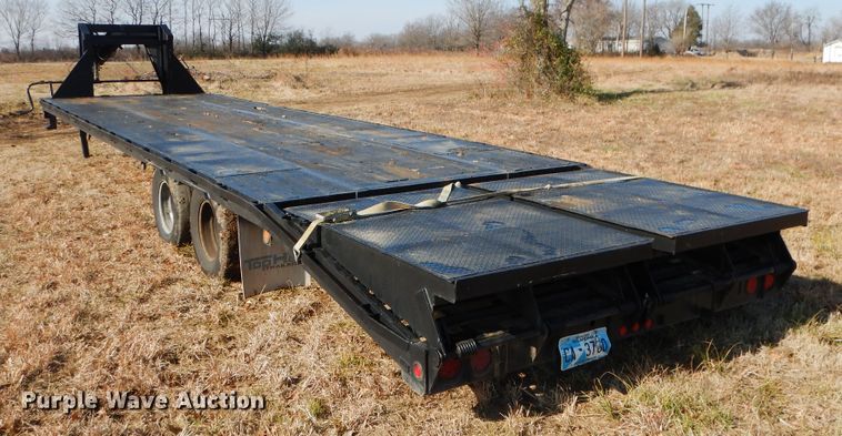 image for item DE4078 2016 Top Hat equipment trailer