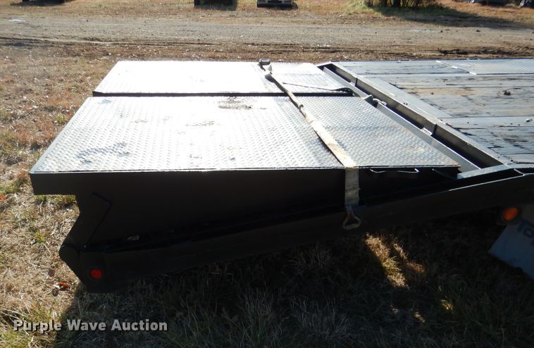 image for item DE4078 2016 Top Hat equipment trailer