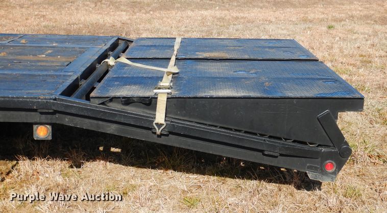 image for item DE4078 2016 Top Hat equipment trailer