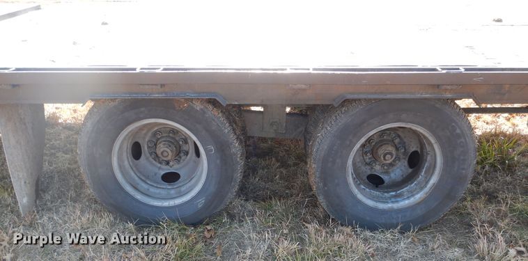 image for item DE4078 2016 Top Hat equipment trailer