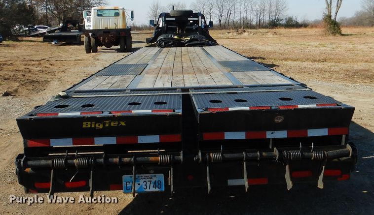 image for item DE4080 2018 Big Tex 25GNHD35+5 equipment trailer