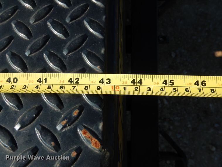 image for item DE4080 2018 Big Tex 25GNHD35+5 equipment trailer