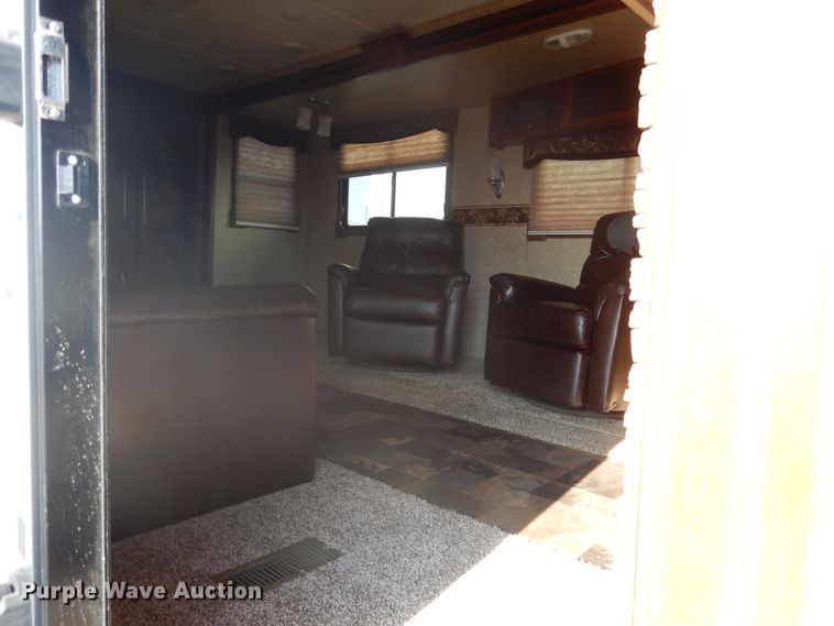 image for item DE4081 2015 Forest River LaCrosse LCT333RKS camper