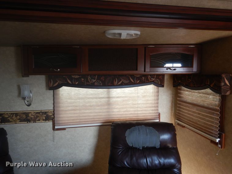 image for item DE4081 2015 Forest River LaCrosse LCT333RKS camper