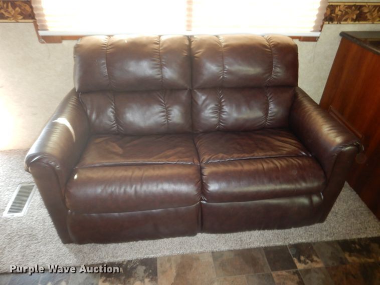 image for item DE4081 2015 Forest River LaCrosse LCT333RKS camper