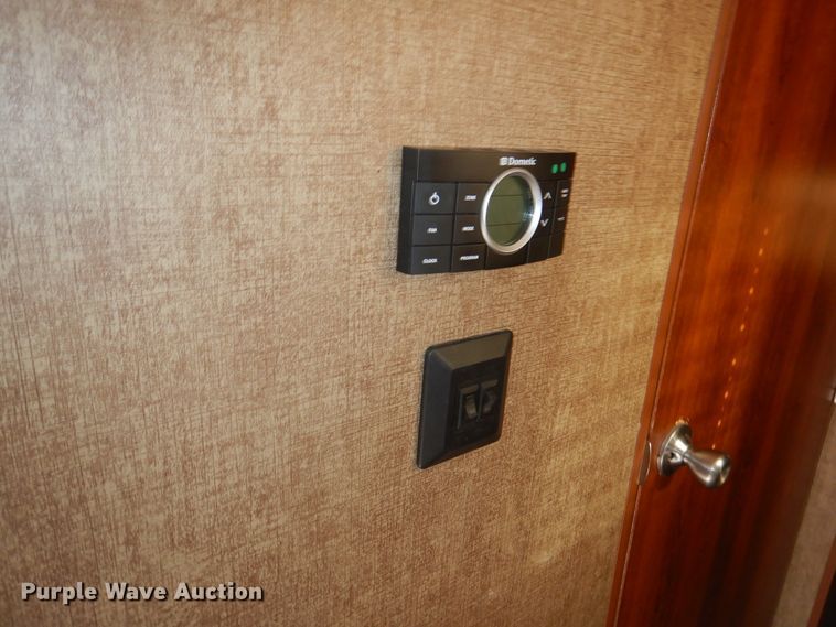 image for item DE4081 2015 Forest River LaCrosse LCT333RKS camper