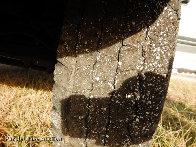 image for item DE4146 1989 Ford F250 XLT Lariat SuperCab pickup truck