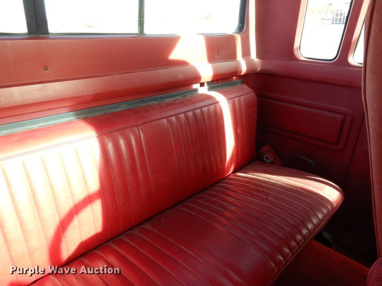 image for item DE4146 1989 Ford F250 XLT Lariat SuperCab pickup truck