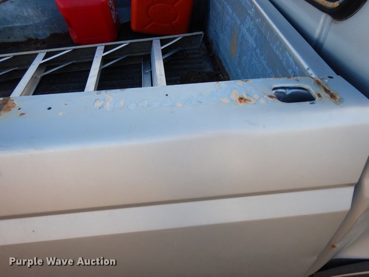 image for item DE4146 1989 Ford F250 XLT Lariat SuperCab pickup truck