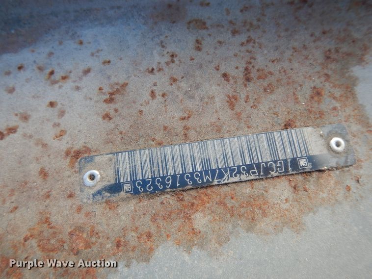 image for item DE4162 1999 Chevrolet P30 delivery truck