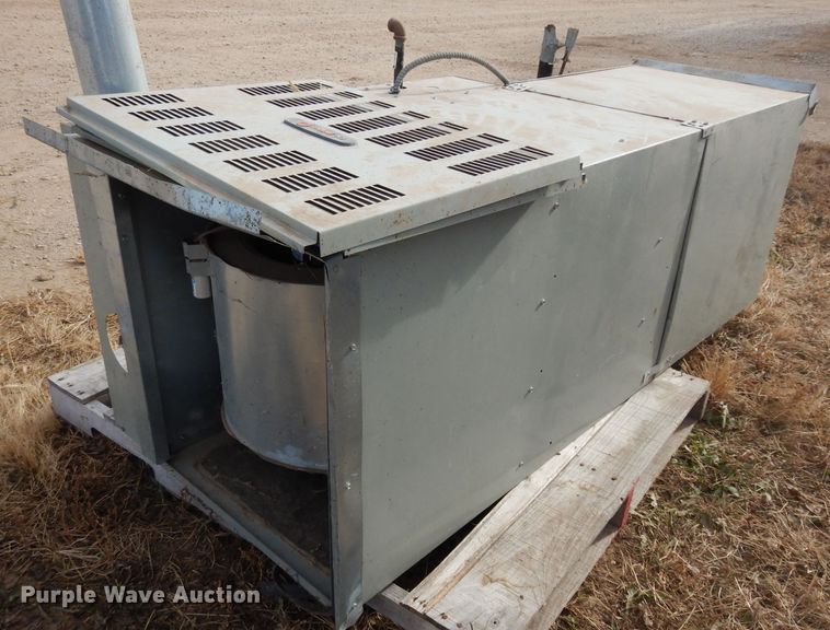 image for item DE4168 (2) HVAC units