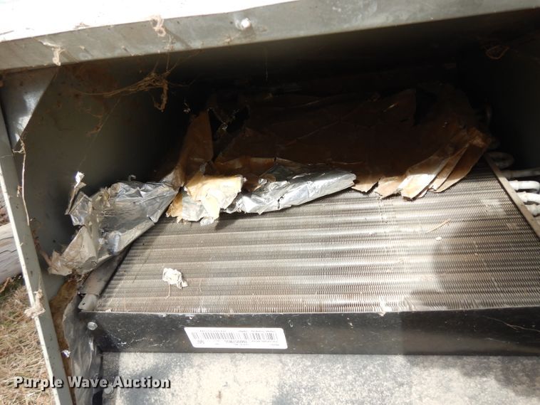 image for item DE4168 (2) HVAC units