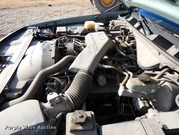 image for item DE4172 1995 Ford Crown Victoria