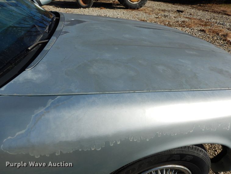 image for item DE4172 1995 Ford Crown Victoria