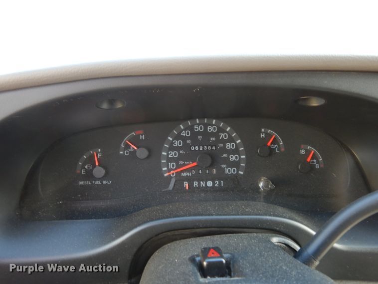 image for item DE4173 1999 Ford Econoline E450 Super Duty ambulance