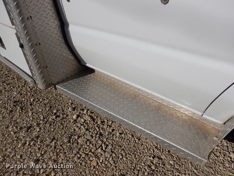 image for item DE4173 1999 Ford Econoline E450 Super Duty ambulance