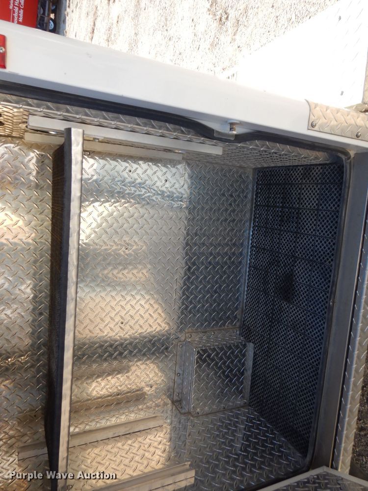 image for item DE4173 1999 Ford Econoline E450 Super Duty ambulance