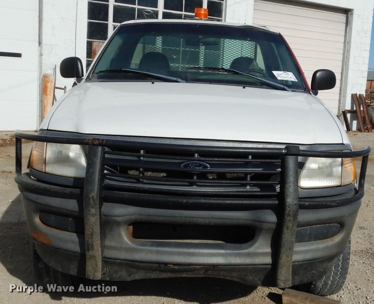 image for item DE4175 1998 Ford F150 pickup truck