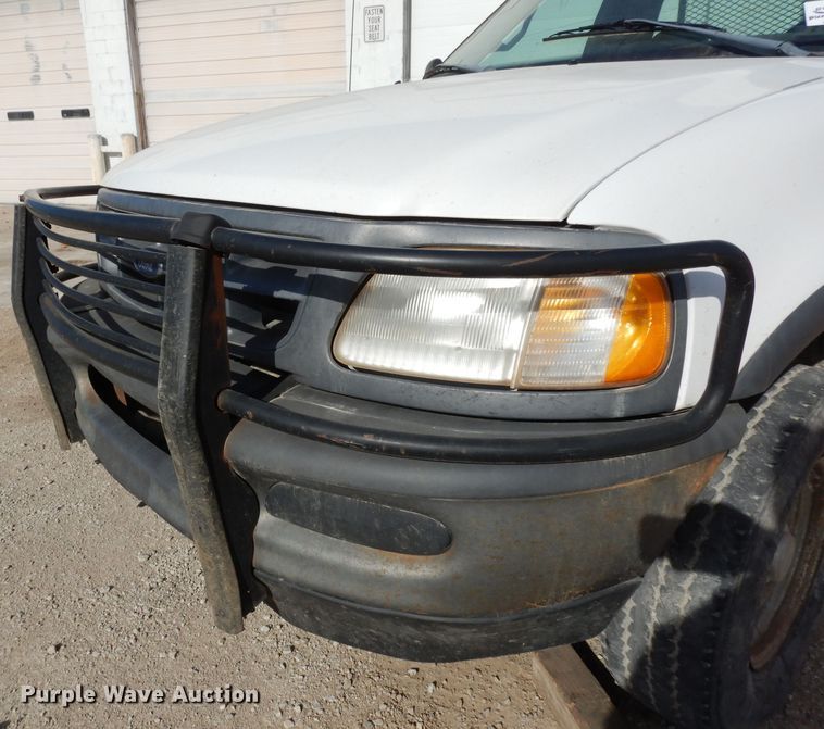 image for item DE4175 1998 Ford F150 pickup truck
