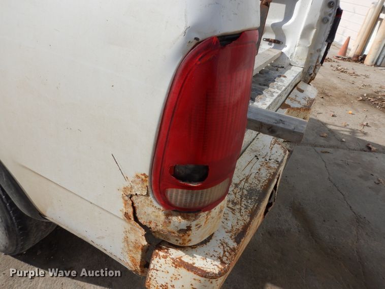 image for item DE4175 1998 Ford F150 pickup truck