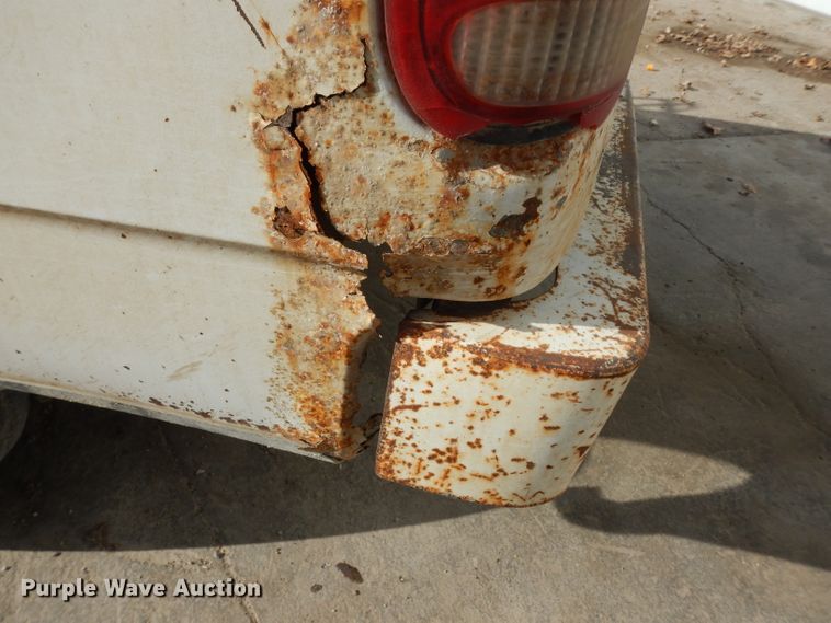 image for item DE4175 1998 Ford F150 pickup truck