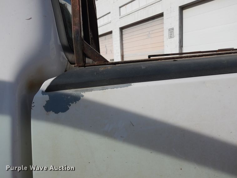 image for item DE4175 1998 Ford F150 pickup truck