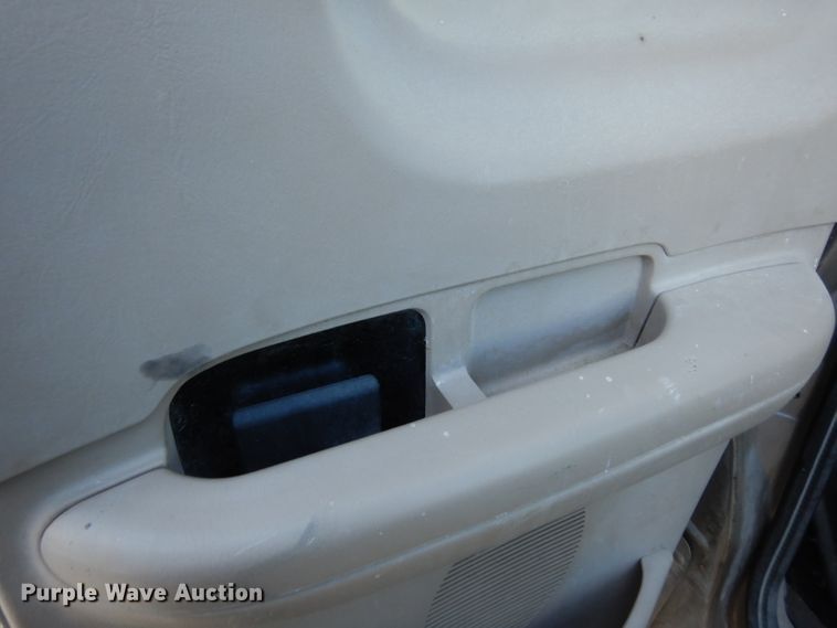 image for item DE4176 2001 Ford F150 XLT SuperCab pickup truck