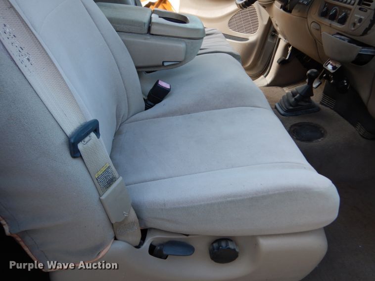 image for item DE4176 2001 Ford F150 XLT SuperCab pickup truck