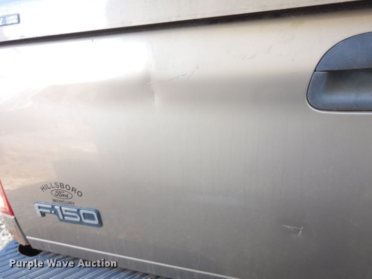 image for item DE4176 2001 Ford F150 XLT SuperCab pickup truck