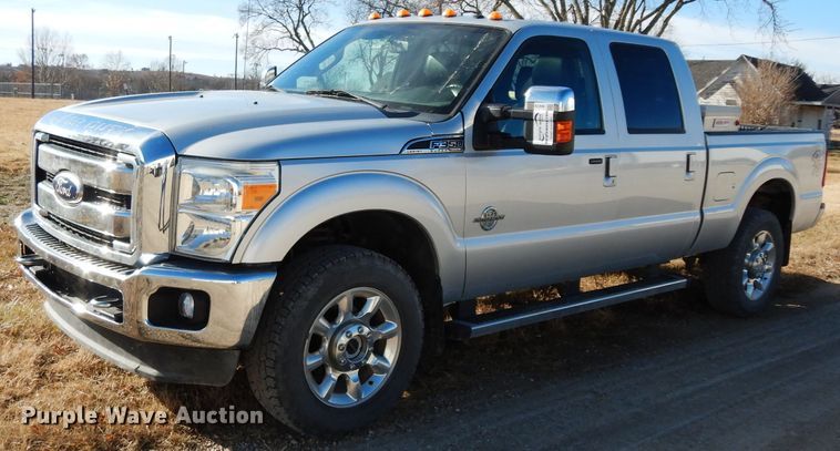 image for item DE4179 2011 Ford F350 Super Duty Lariat Crew Cab pickup truck