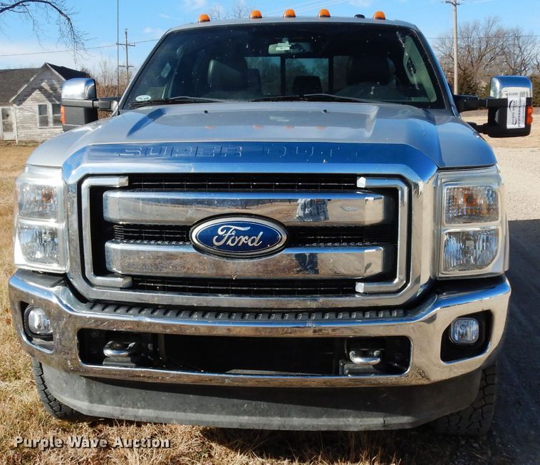 image for item DE4179 2011 Ford F350 Super Duty Lariat Crew Cab pickup truck