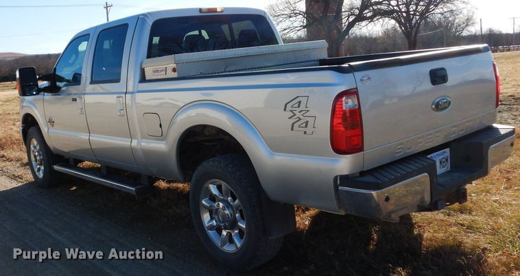image for item DE4179 2011 Ford F350 Super Duty Lariat Crew Cab pickup truck