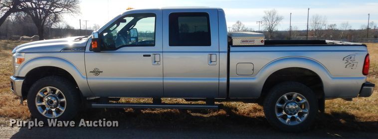 image for item DE4179 2011 Ford F350 Super Duty Lariat Crew Cab pickup truck
