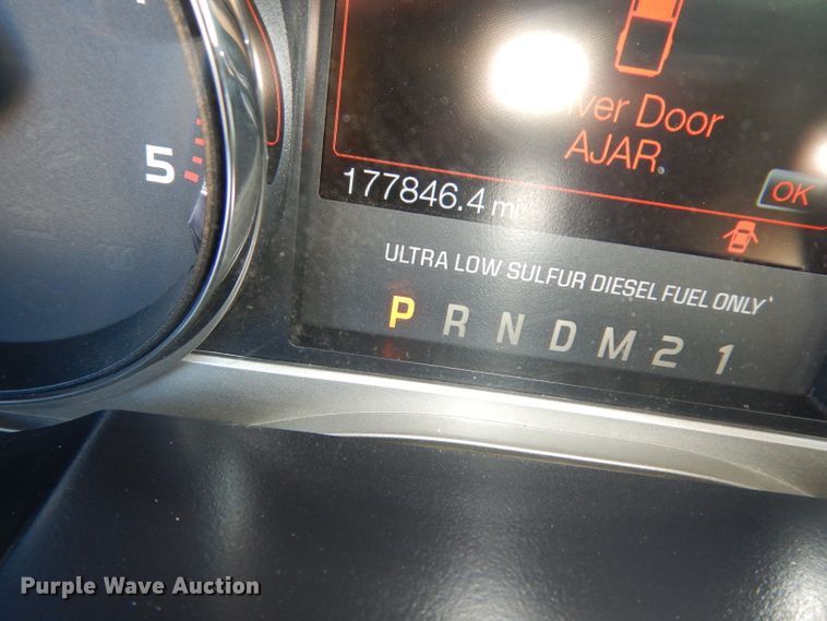 image for item DE4179 2011 Ford F350 Super Duty Lariat Crew Cab pickup truck