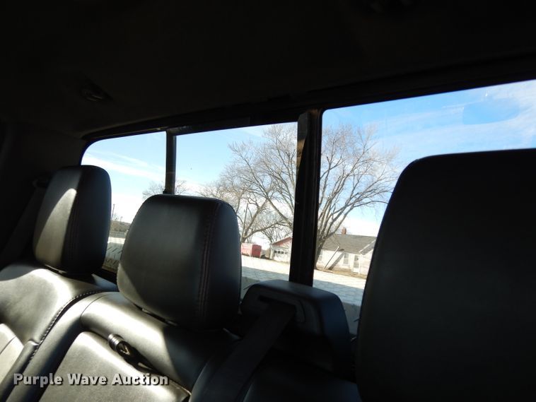 image for item DE4179 2011 Ford F350 Super Duty Lariat Crew Cab pickup truck