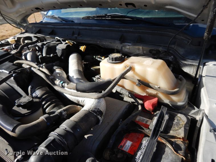 image for item DE4179 2011 Ford F350 Super Duty Lariat Crew Cab pickup truck