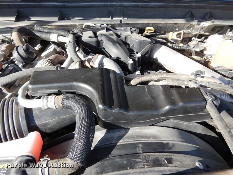 image for item DE4179 2011 Ford F350 Super Duty Lariat Crew Cab pickup truck