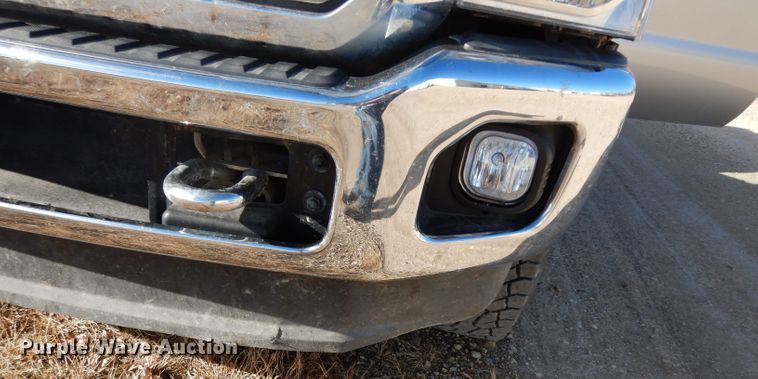 image for item DE4179 2011 Ford F350 Super Duty Lariat Crew Cab pickup truck