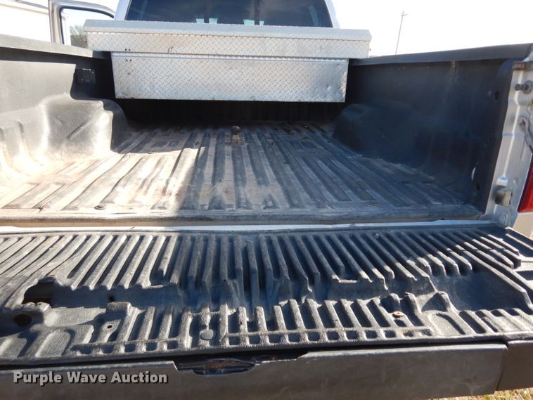 image for item DE4179 2011 Ford F350 Super Duty Lariat Crew Cab pickup truck