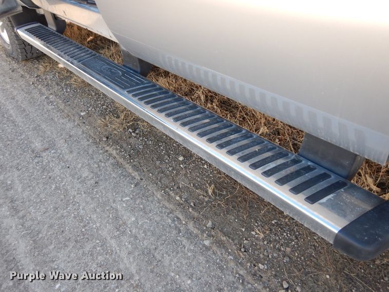 image for item DE4179 2011 Ford F350 Super Duty Lariat Crew Cab pickup truck