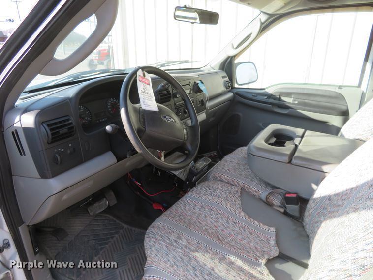 image for item DE6866 2006 Ford F250 Super Duty XL SuperCab pickup truck